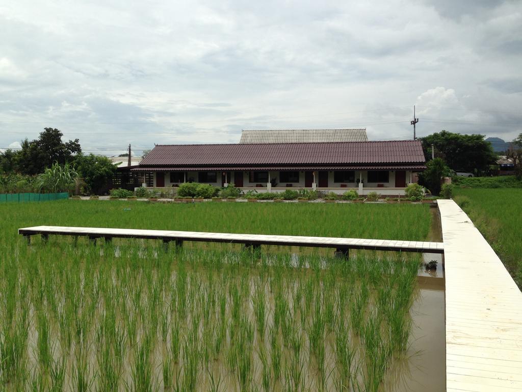 บ้านลมเย็น โฮมสเตย์ เชียงราย ภายนอก รูปภาพ